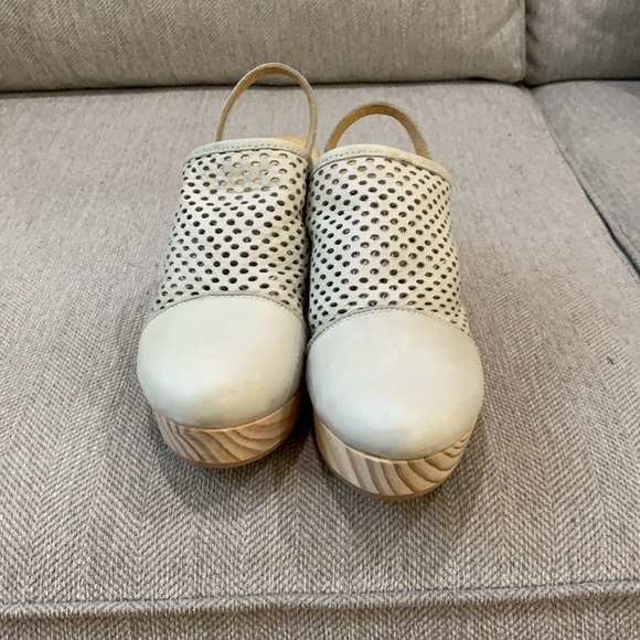 Free People, wedges, size 7 - Picture 2 of 2